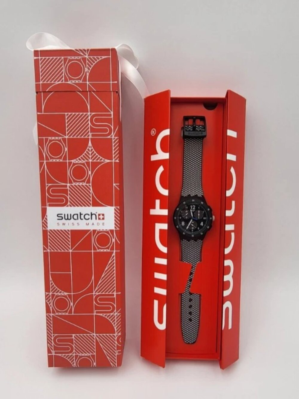 Swatch GIROTEMPO SUSB407 Chronograph Swiss Quartz 42mm Black Watch New Box